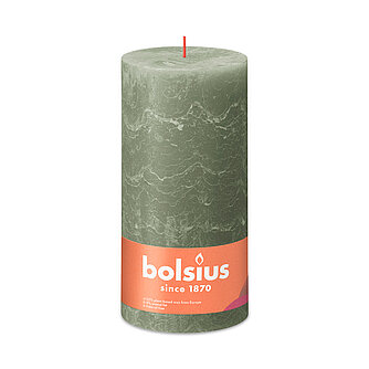 Artikelvorschau Rustik Stumpenkerzen 200/100 mm - Frische Olive (1 Stück)
