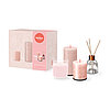 Ein Bolsius Raumduft-Geschenk-Set whispers of bloom mit dem Geruch Magnolie.