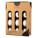 decolite-christbaumkugeln-8-cm-grau-144560812005.jpg Ein 12er Pack Christbaumkugeln in Grau mit 8cm Durchmesser von DecoLite in einer dekorativen Schachtel.