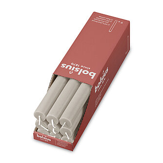 Bolsius Rustik Haushaltskerzen 270/23 mm (9er Pack) - Gefrorener Lavendel Artikelvorschau Rustik Haushaltskerzen 270/23 mm (9er Pack) - Gefrorener Lavendel