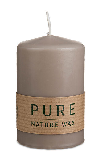 Artikelvorschau Pure Stumpenkerze 90/60 mm (Safe Candle) - 1 Stück - sand