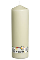 Eine Stumpenkerze in der Farbe Elfenbein mit den Maßen 300/98mm (H/DM) und 180h Brenndauer. Auf der Banderole ist der Markenname "Bolsius" abzulesen.