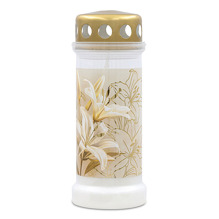 Eine weiße Bolsius Grabkerze mit 70h Brenndauer mit Lilien-Motiv und goldenem Deckel.
